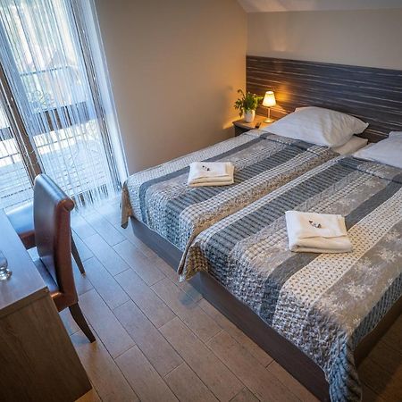 Osada Koszalkowo Wiezyca Bed & Breakfast Szymbark  Bagian luar foto