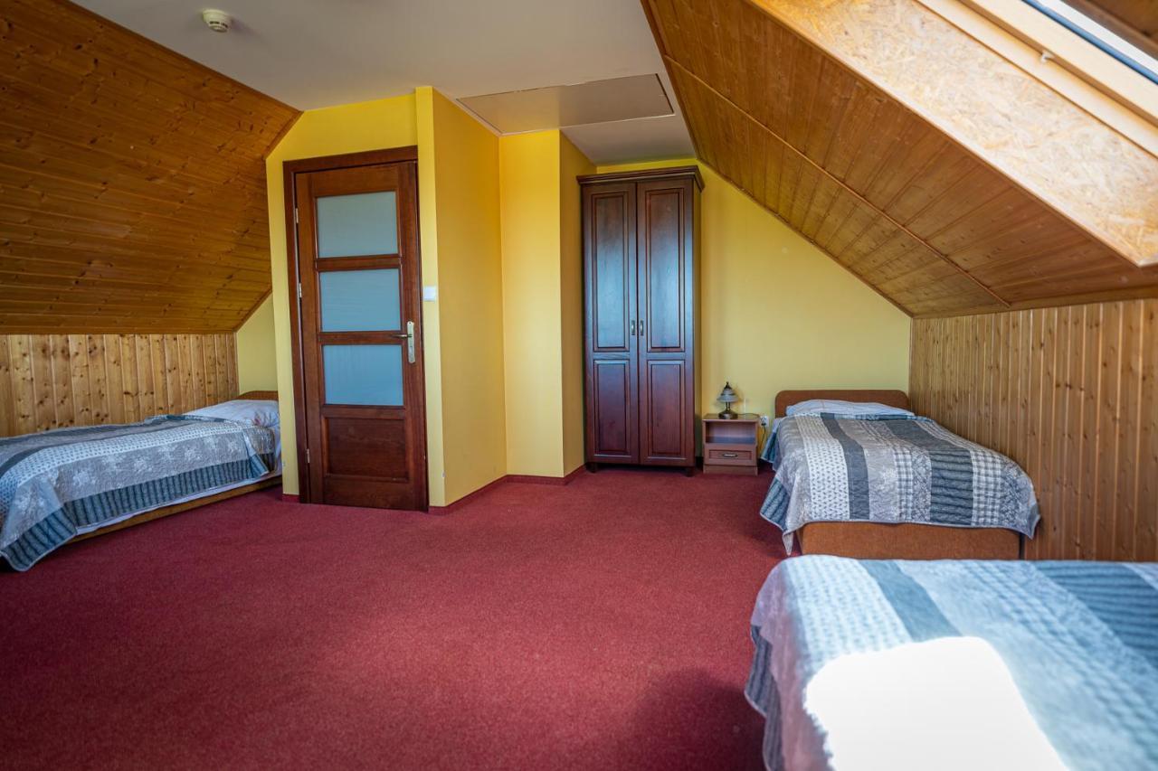 Osada Koszalkowo Wiezyca Bed & Breakfast Szymbark  Bagian luar foto