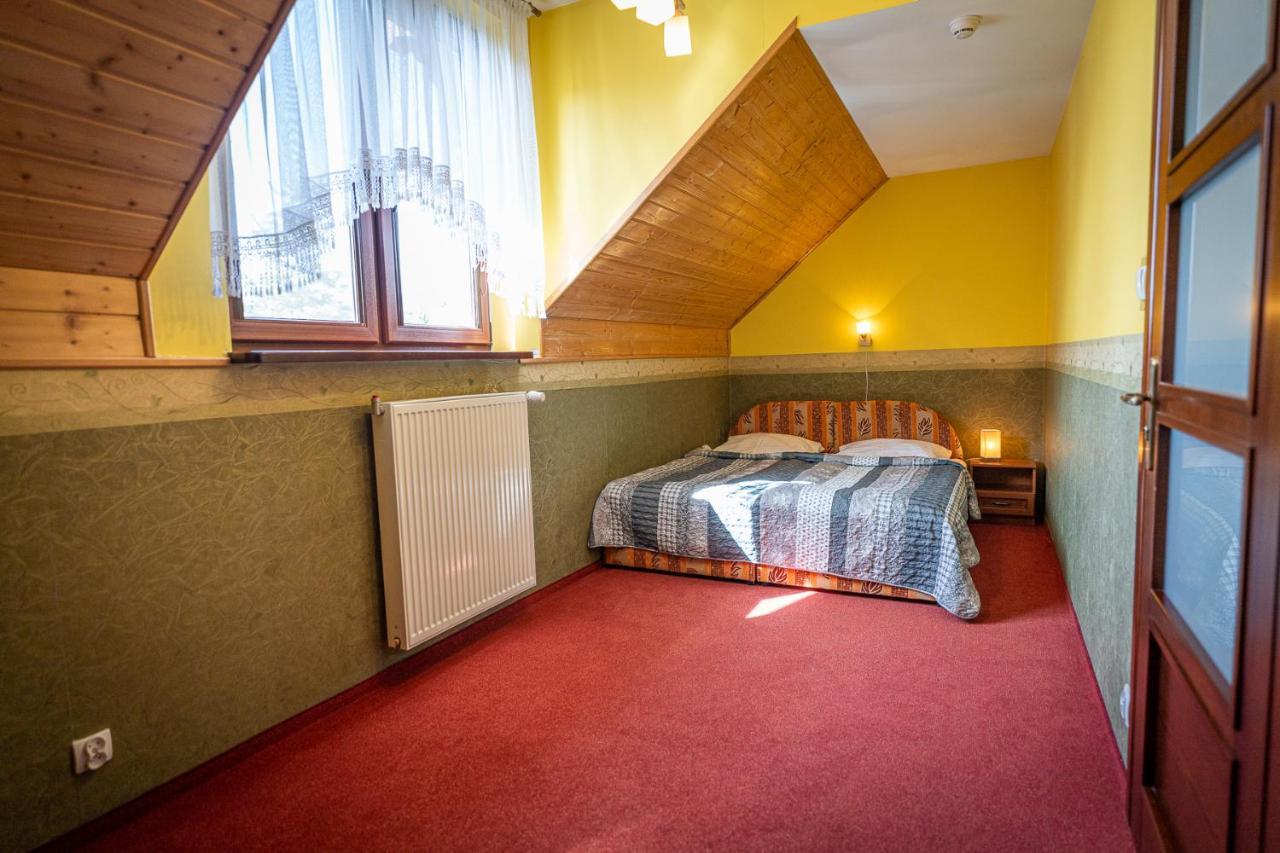 Osada Koszalkowo Wiezyca Bed & Breakfast Szymbark  Bagian luar foto