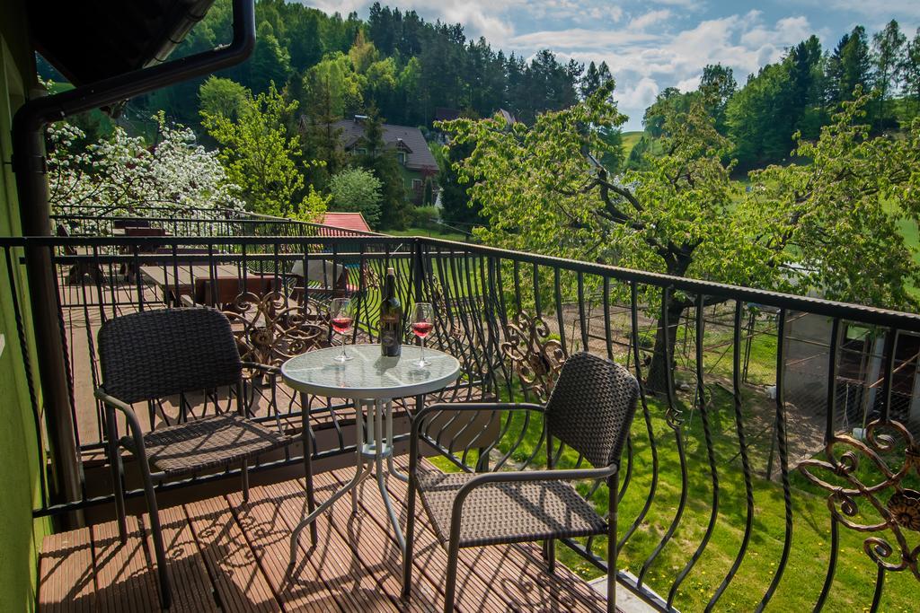 Osada Koszalkowo Wiezyca Bed & Breakfast Szymbark  Bagian luar foto