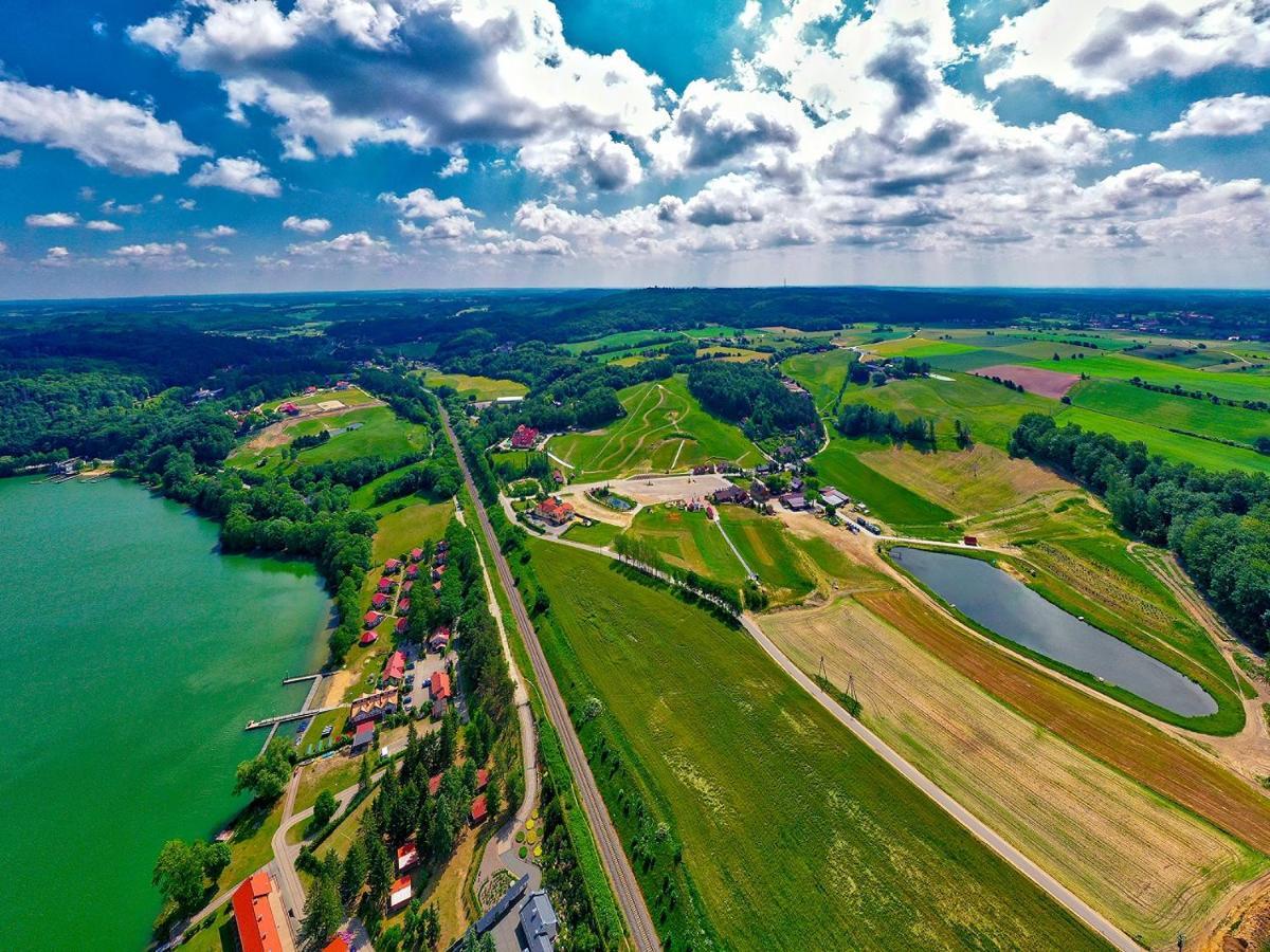 Osada Koszalkowo Wiezyca Bed & Breakfast Szymbark  Bagian luar foto